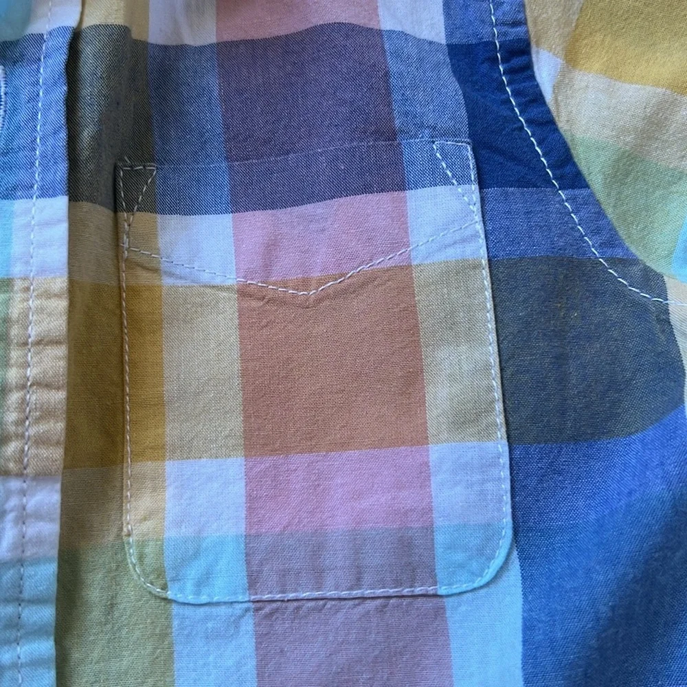 The Children’s Place boys short sleeve button down shirt, size 4